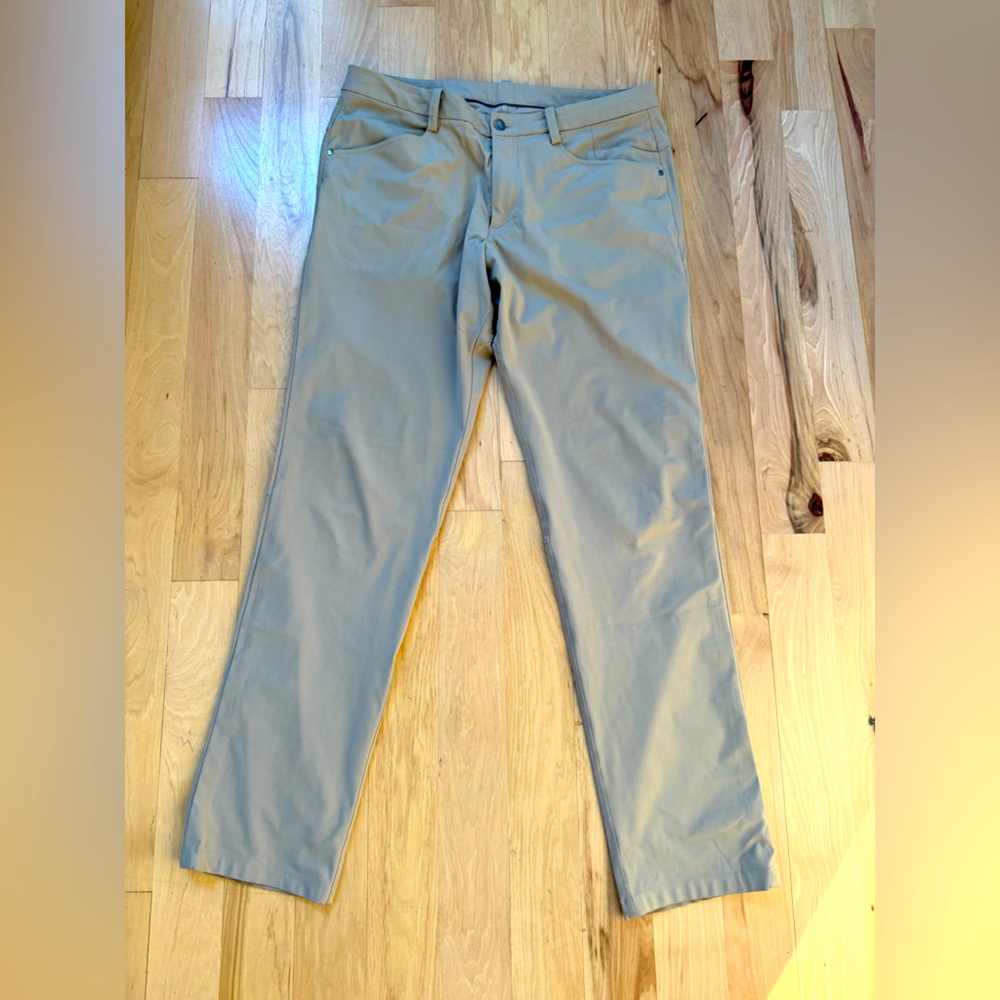 Lululemon Mens ABC Pant Classic Tofino Sand Chino Pant size 34?